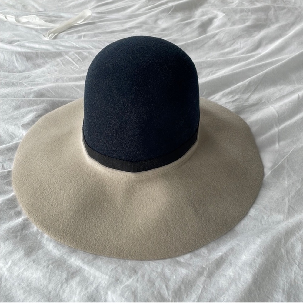 Clyde two-tone felt dome hat